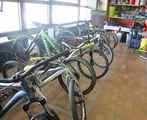自転車は自分たちの手で直す