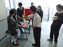 赤い羽根共同募金